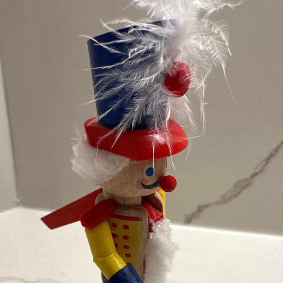 NEW Steinbach Wooden Nutcracker 5.5” tall Soldier with Feather - Picture 4 of 10